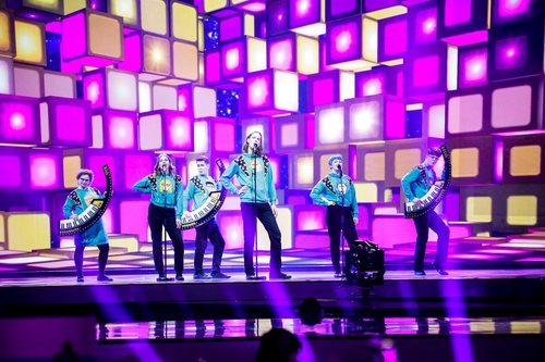 Daði og Gagnamagnið, representante de Islandia, en la Semifinal 2 de Eurovisión 2021