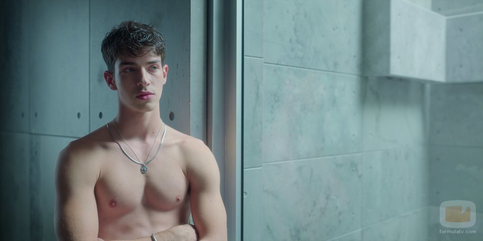 Patrick (Manu Ríos), desnudo en la cuarta temporada de 'Élite'