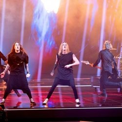 Blind Channel, representantes de Finlandia, en la final de Eurovisión 2021
