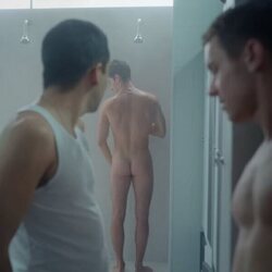 Patrick (Manu Ríos), totalmente desnudo en la temporada 4 de 'Élite'