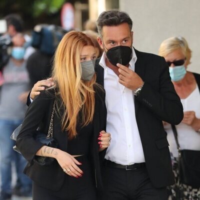 Alejandra Rubio y Kike Calleja, en el tanatorio por la muerte de Mila Ximénez