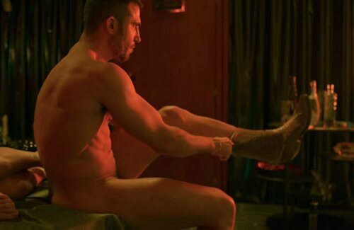 Miguel Ángel Silvestre, totalmente desnudo, en una secuencia de 'Sky Rojo 2'