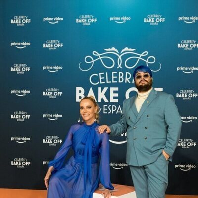 Paula Vázquez y Brays Efe, presentadores de 'Celebrity Bake Off España'