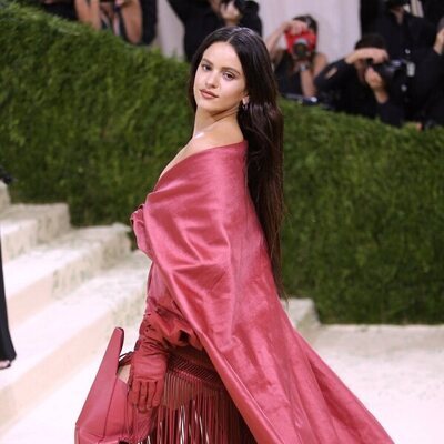 Rosalía representa a España en la Gala MET 2021