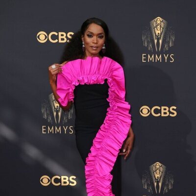 Angela Bassett, en la alfombra roja de los Emmy 2021
