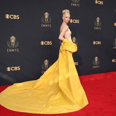 Anya Taylor-Joy, en la alfombra roja de los Emmy 2021