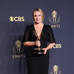 Kate Winslet, ganadora del Emmy 2021 a Mejor Actriz de una Miniserie