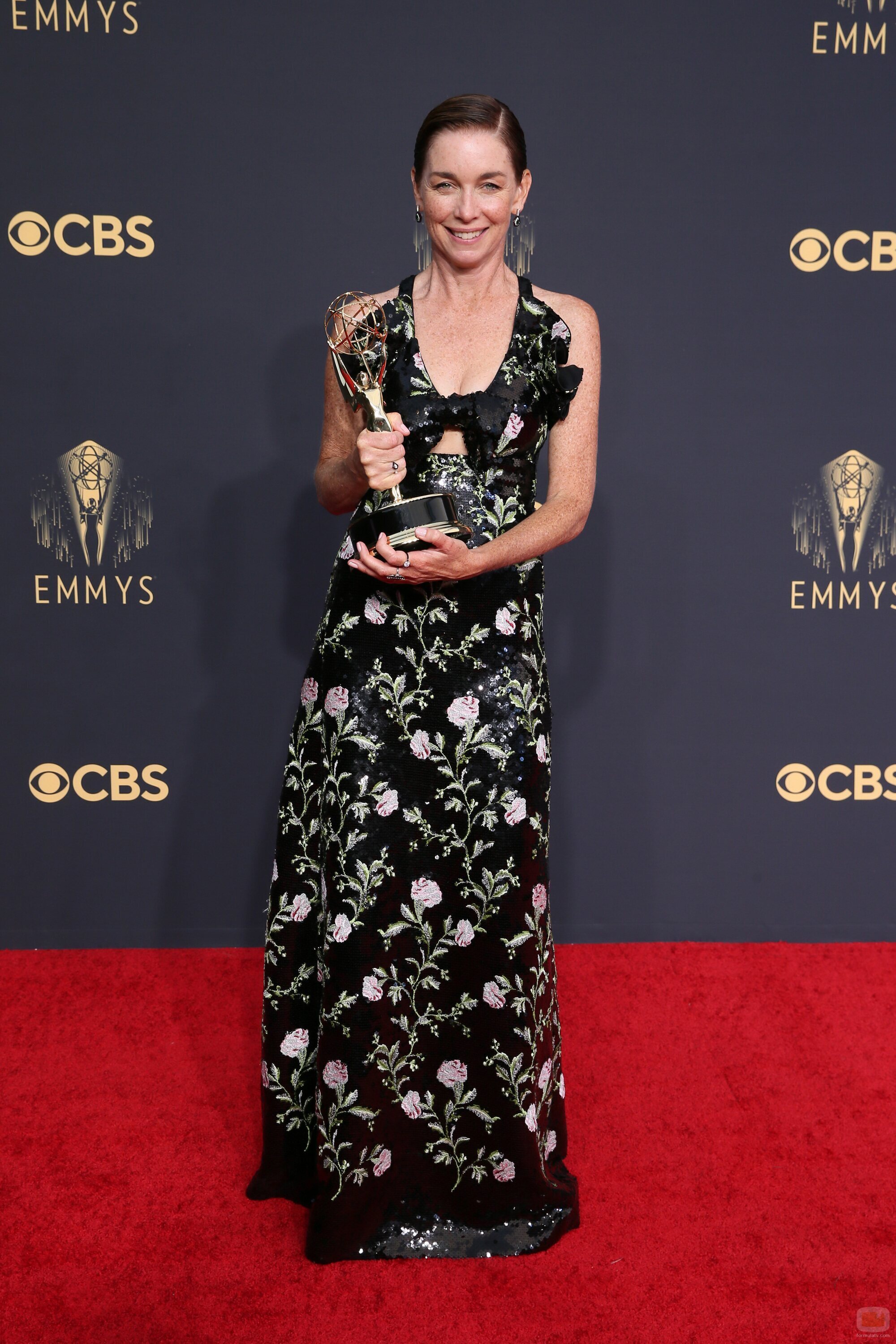 Julianne Nicholson, ganadora del Emmy 2021 a Mejor Actriz de Reparto de una Miniserie