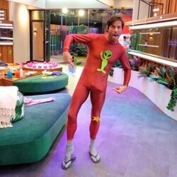 Canales Rivera bailando y marcando paquete en 'Secret Story'