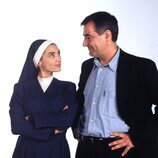 Ángela Molina y Jaroslaw Bielski en 'Hermanas'