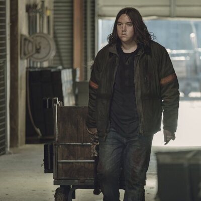 Hal Cumpston en la segunda temporada de 'The Walking Dead: World Beyond'