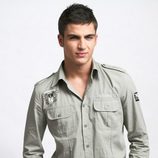 Maxi Iglesias es Cabano en la tercera temporada de 'Física o Química' de Antena 3