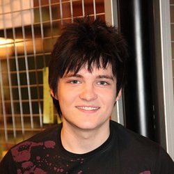 Adam Jezierski posa para FormulaTV