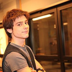 Óscar Sinela es Quino en la serie 'Física o Química'