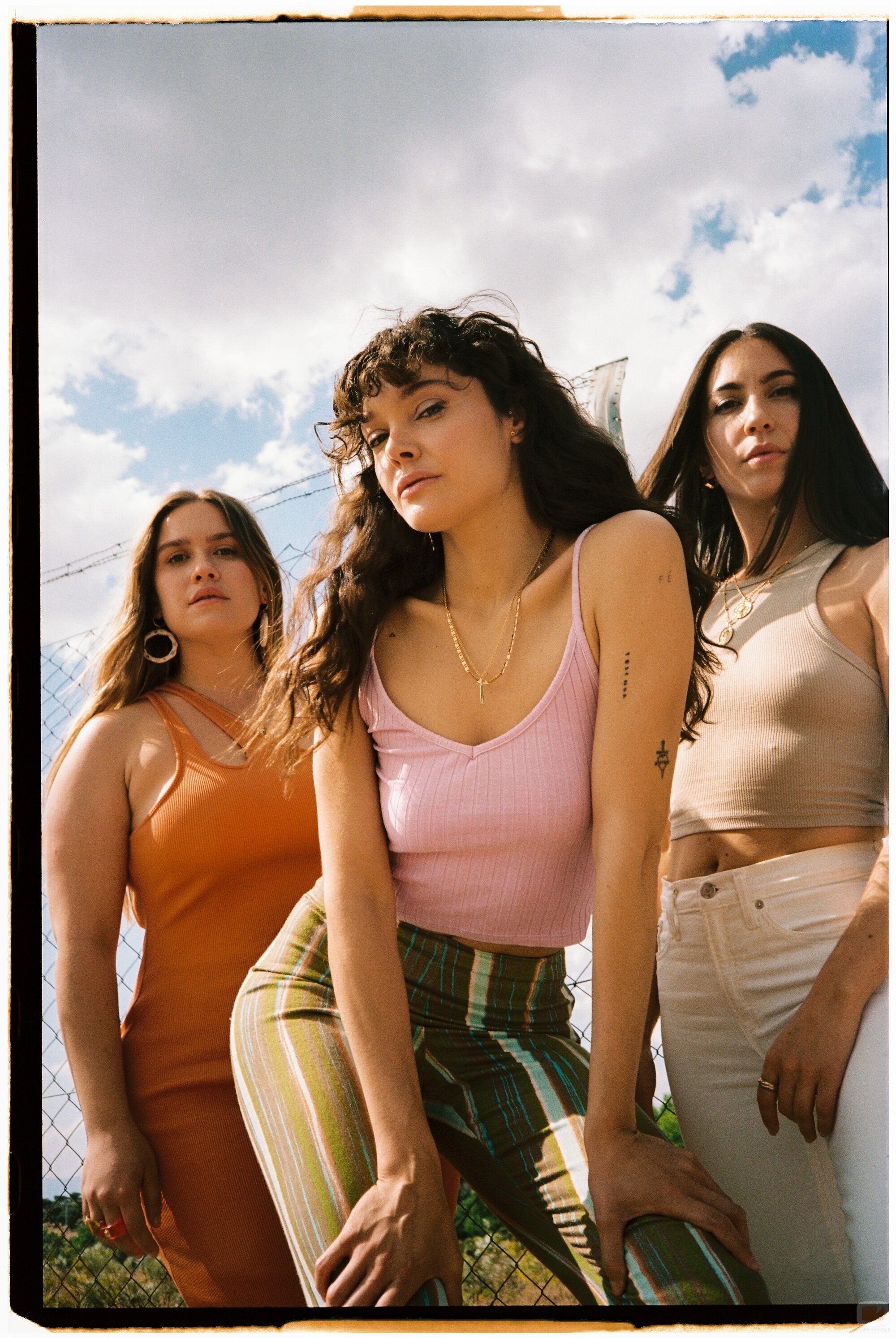 Ana Rujas, Ana Telenti y Clara Sans en 'Cardo'