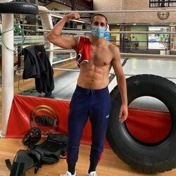 Martiño Rivas, con el torso desnudo, tras un entrenamiento