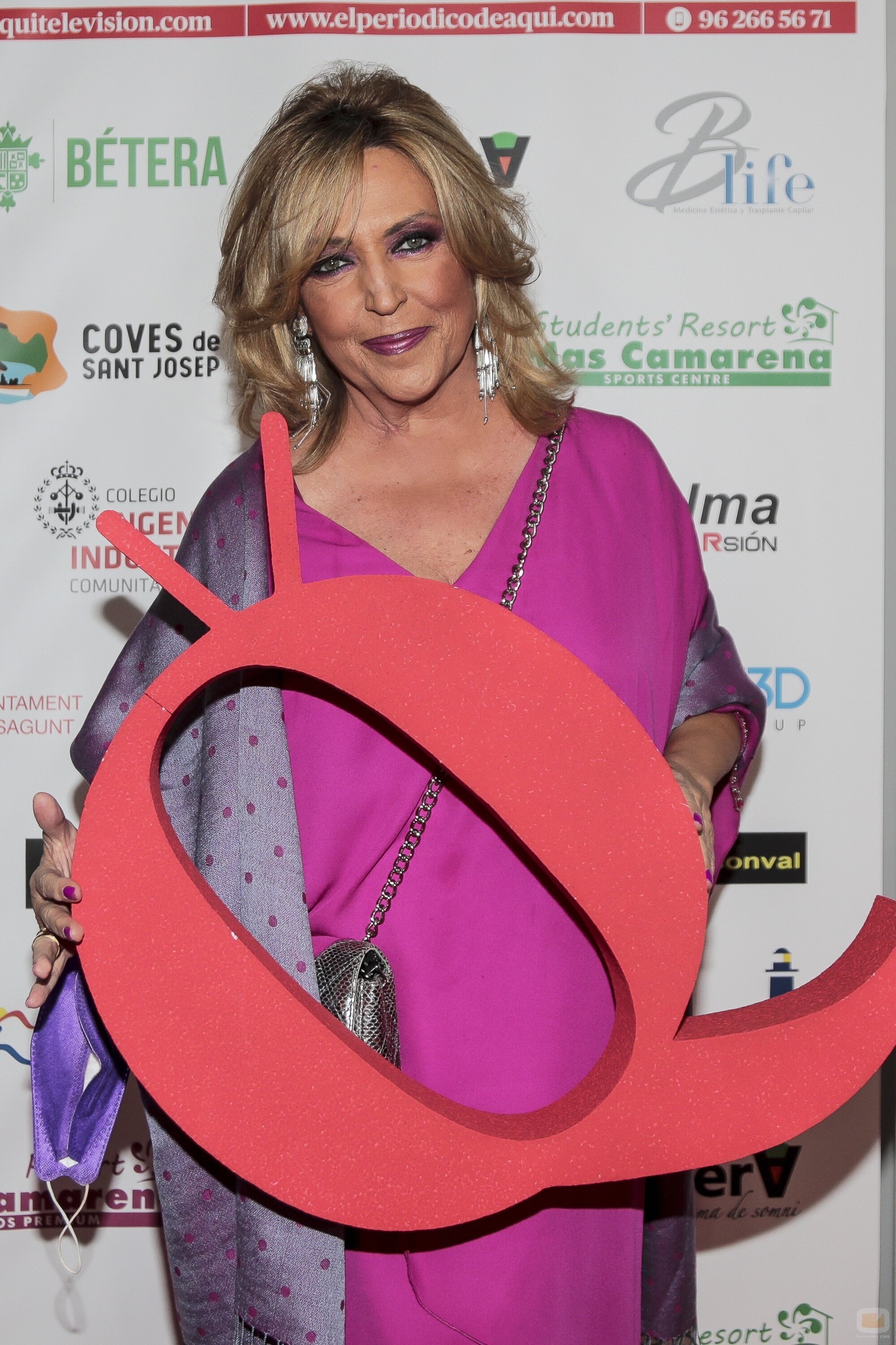 Lydia Lozano, ganadora de un premio AquíTV