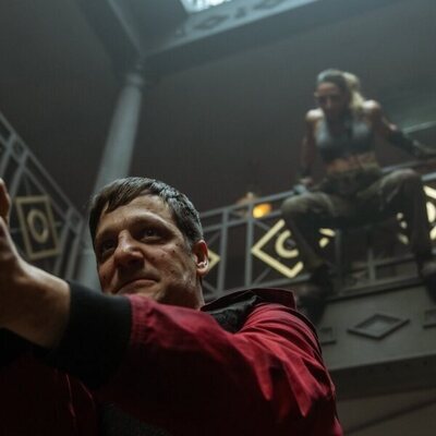 Palermo, acechado por Arteche en 'La Casa de Papel'