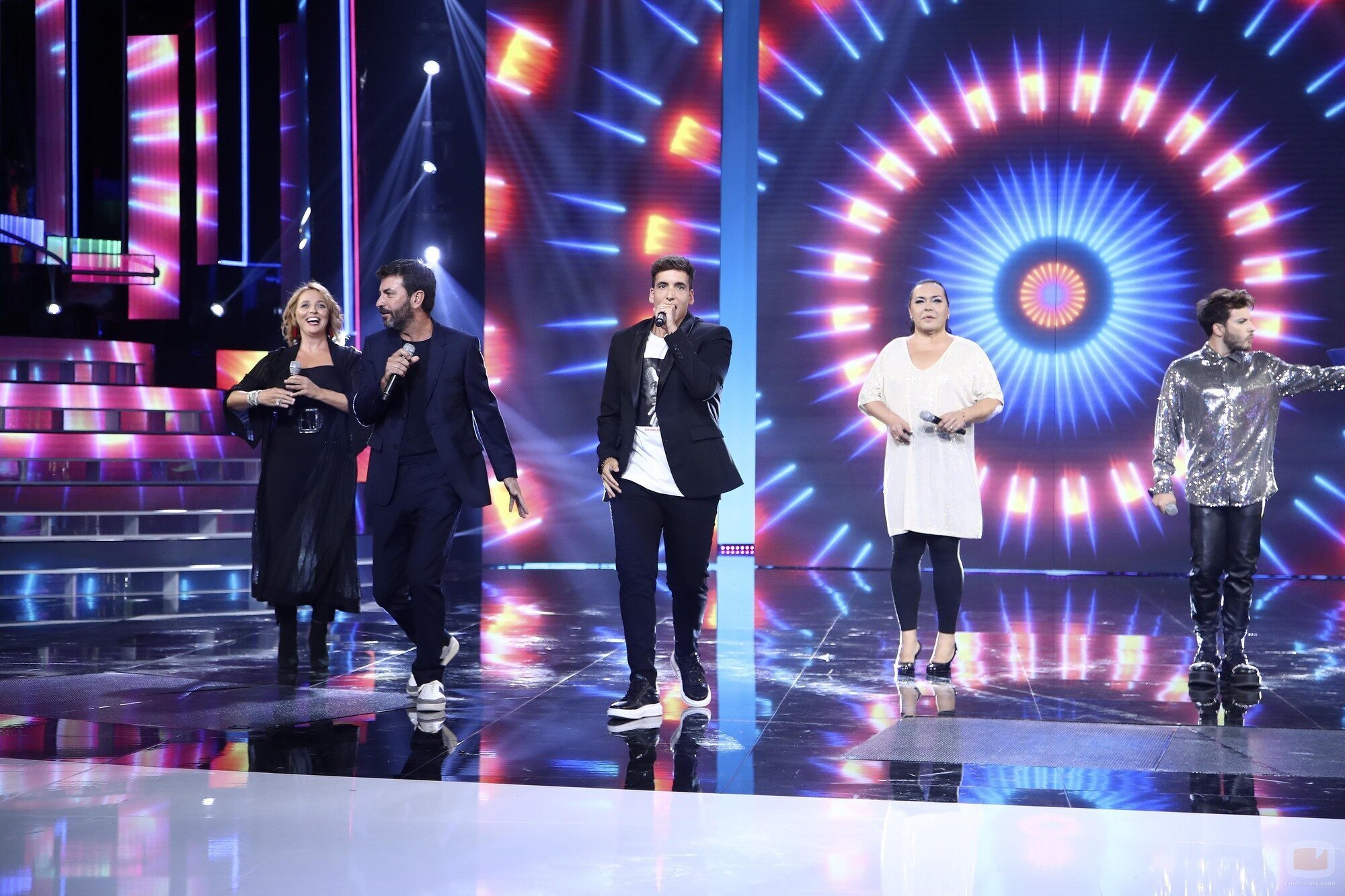 Carolina Ferre, Arturo Valls, Xuso Jones y Falete en la Gala 1 de 'Tu cara me suena 9'