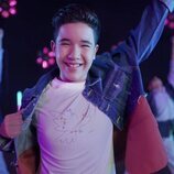 Levi Díaz bailando en el videoclip de "Reír", el tema de España en Eurovisión Junior 2021