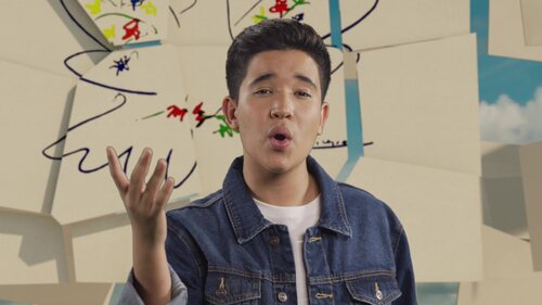 Levi Díaz cantando "Reír", la canción de España para Eurovisión Junior 2021