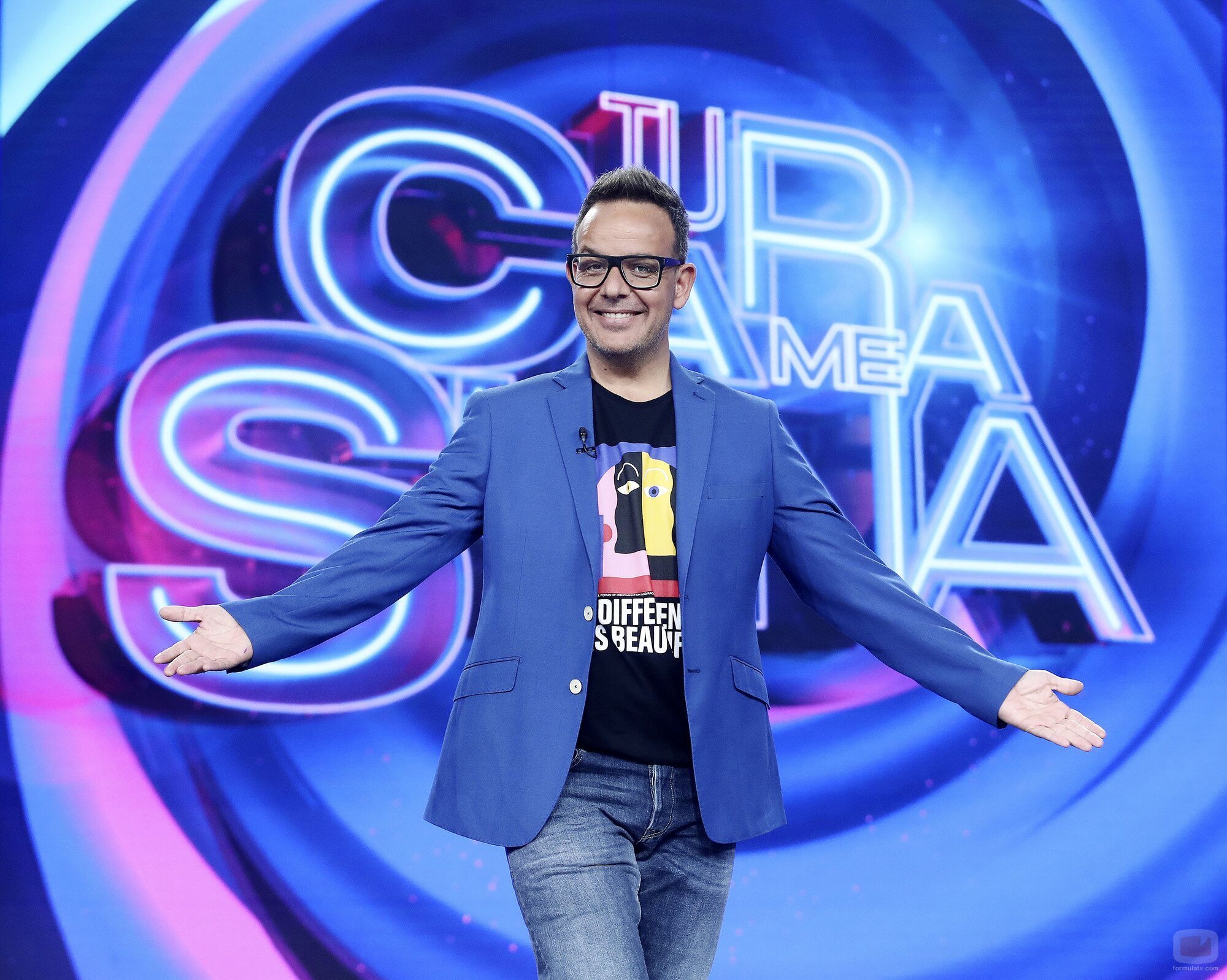 Àngel Llàcer posa en la Gala 3 de 'Tu cara me suena 9'