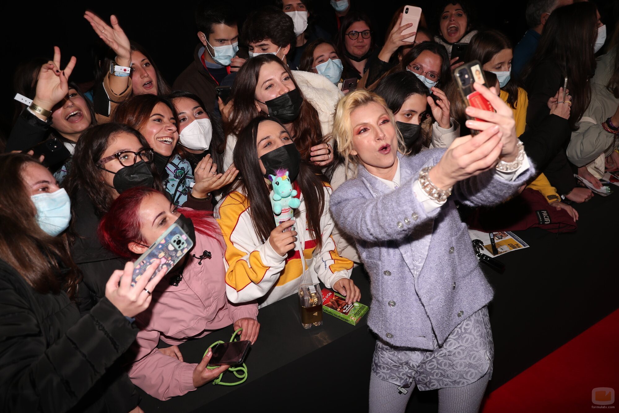 Najwa Nimri, junto a los fans en la presentación de la entrega final de 'La Casa de Papel'
