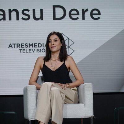 Encuentro de Cansu Dere ('Infiel') con la prensa española