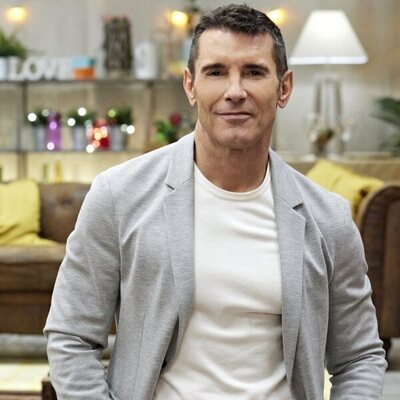 Jesús Vázquez es el encargado de presentar de 'First Dates Café'