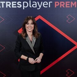 Helena Resano, presentadora de 'laSexta noticias', posando desde Atresplayer Premium