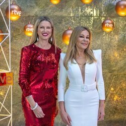 Anne Igartiburu y Ana Obregón en la presentación de 'La Navidad que quieres' de TVE