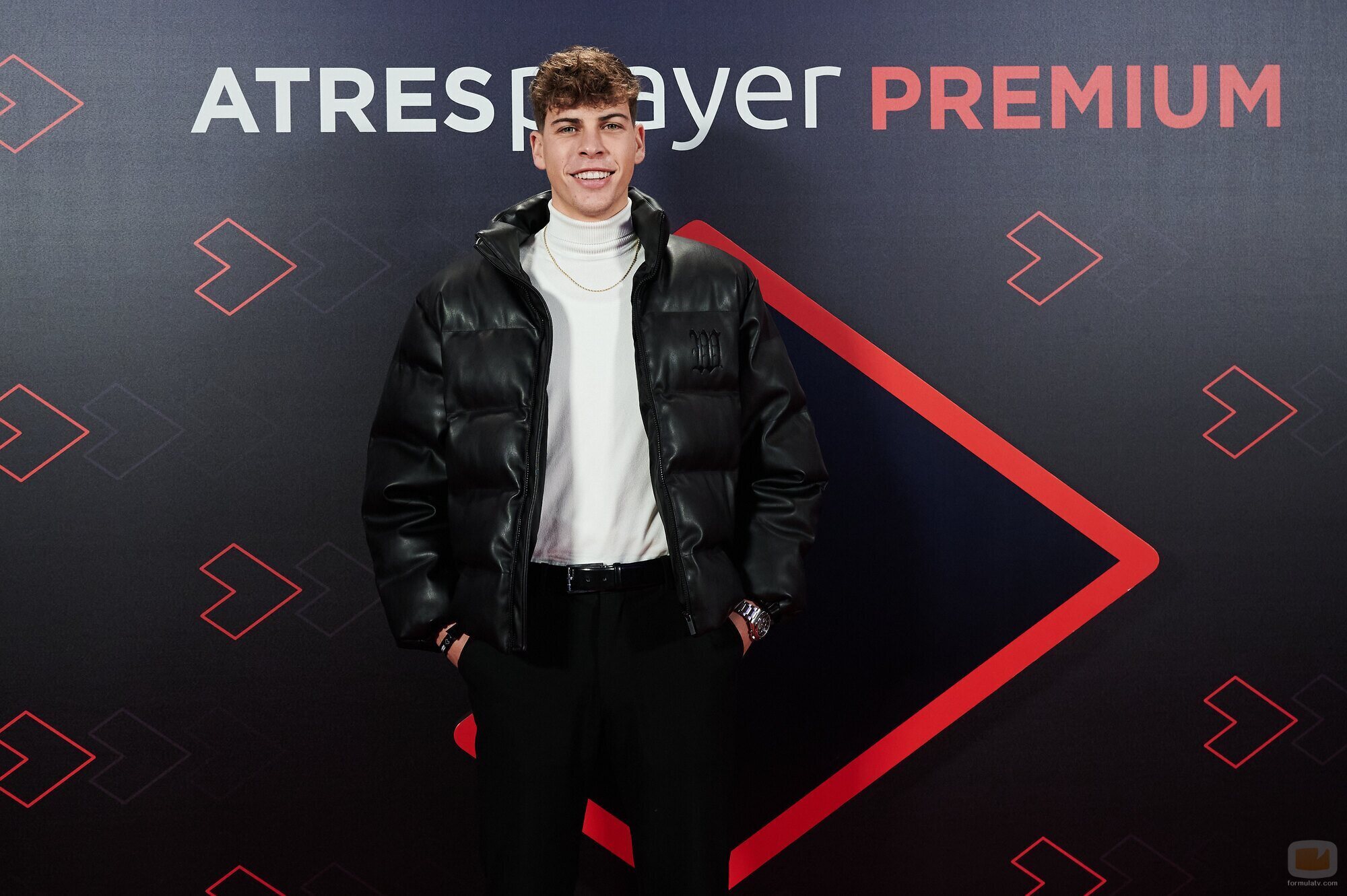 El influencer Arnau Marín, posando en el evento de Atresplayer Premium