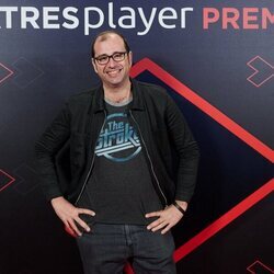 El director Paco Cabezas posa en el evento de Atresplayer Premium