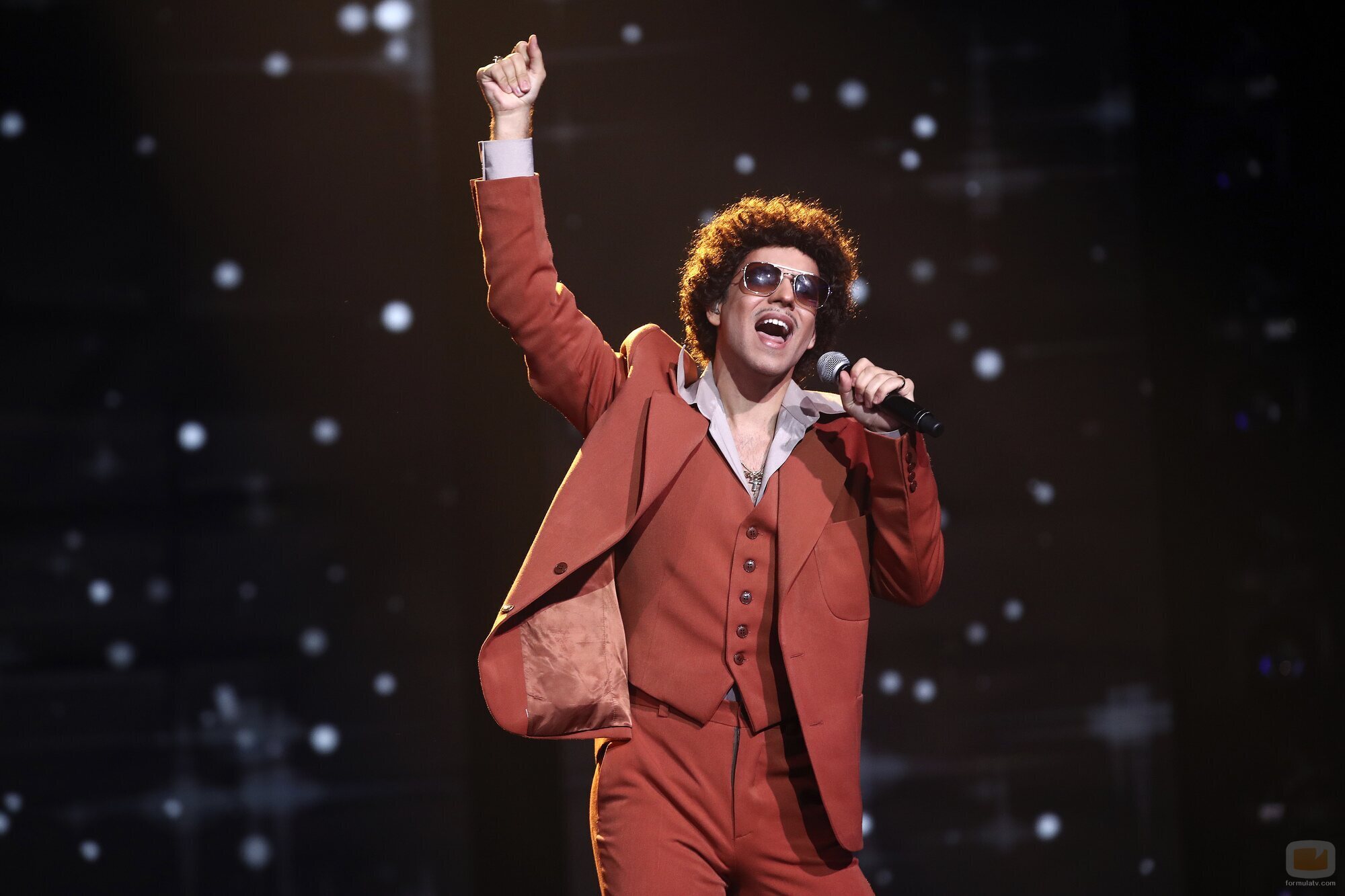 Agoney, como Bruno Mars en la gala 7 de 'Tu cara me suena 9'