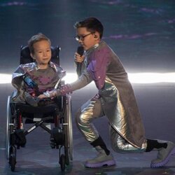 Alinur Khamzin y Beknur Zhanibekuly, en Eurovisión Junior 2021