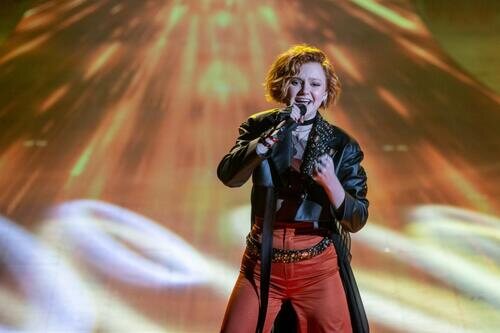 Olena Usenko, durante la Final de Eurovisión Junior 2021