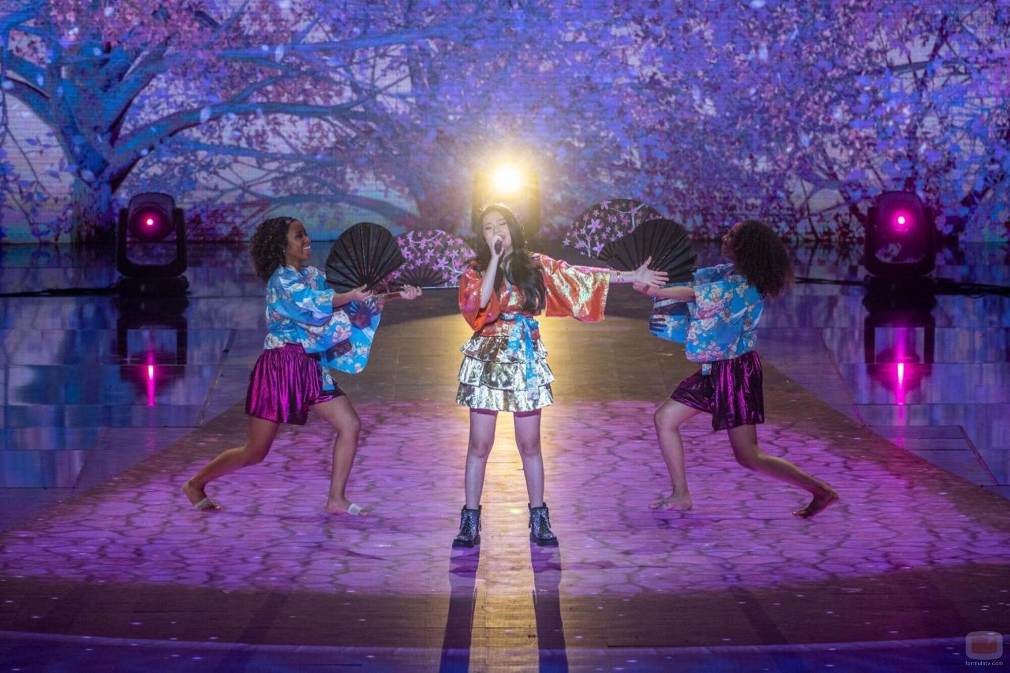 Ayana, en el escenario de Eurovisión Junior 2021