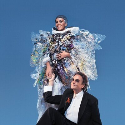 Cristina Pedroche y Josie en las Campanadas 2021-2022