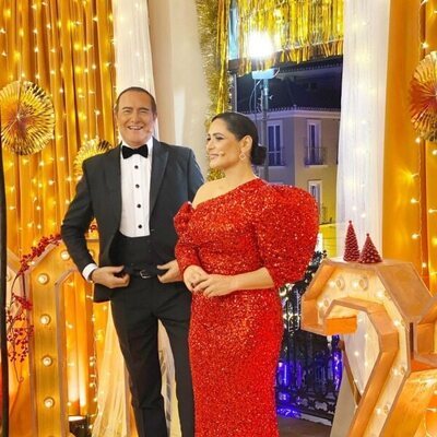 Antonio Jiménez y Rosa López, presentadores de las Campanadas en Trece
