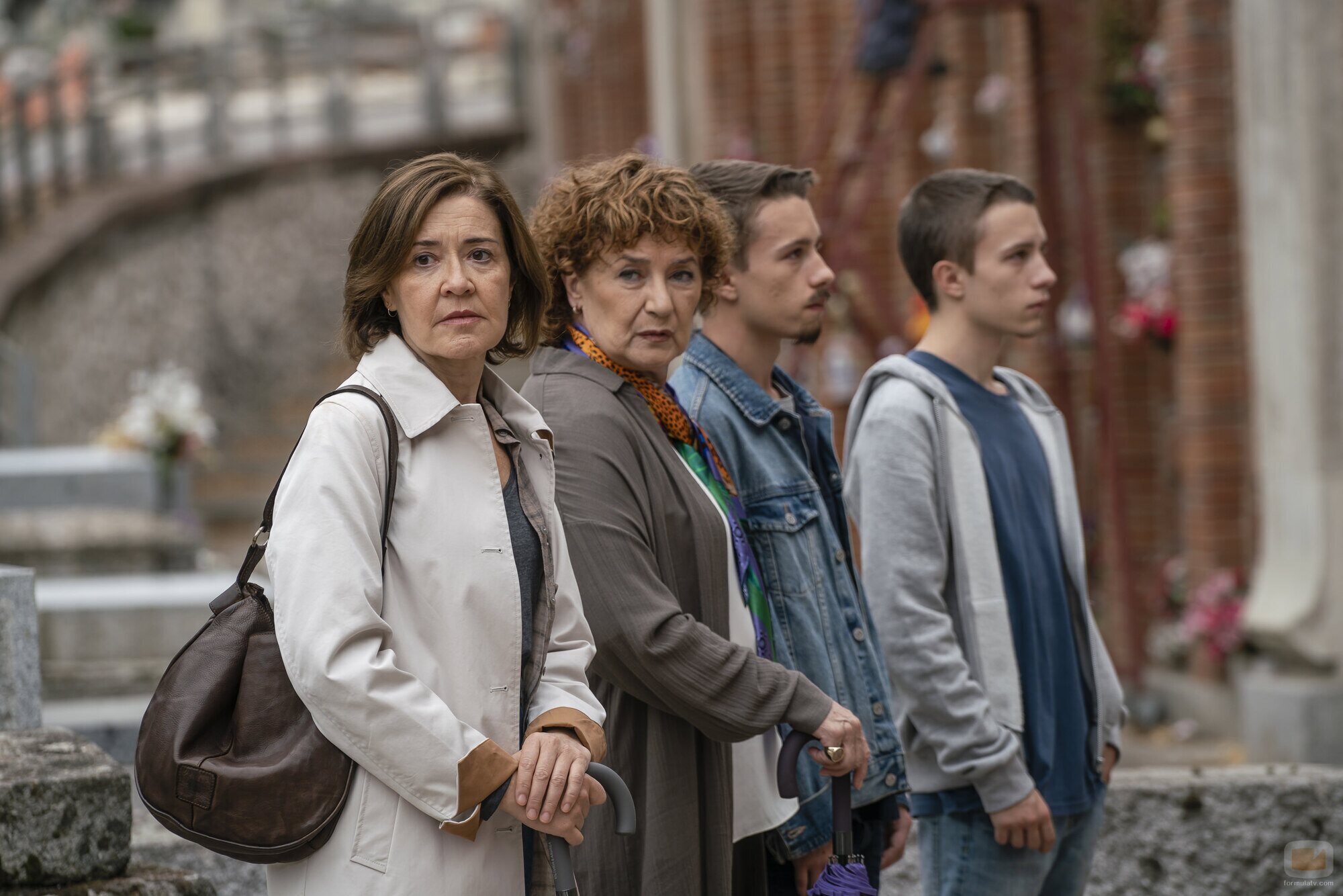 María Pujalte y Beatriz Carvajal en la tv movie de 'Los misterios de Laura'