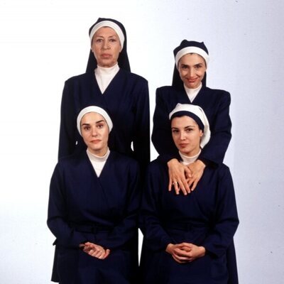 Pilar Bardem, Anabel Alonso, Ángela Molina y Mónica Molina en 'Hermanas'