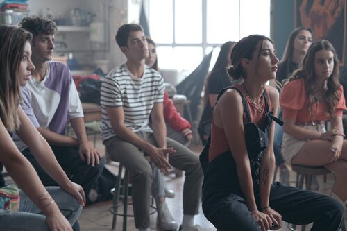 Manu Ríos y Amaia Aberasturi en 'La edad de la ira'