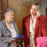 María Galiana y Paloma Bloyd en la temporada 22 de 'Cuéntame'