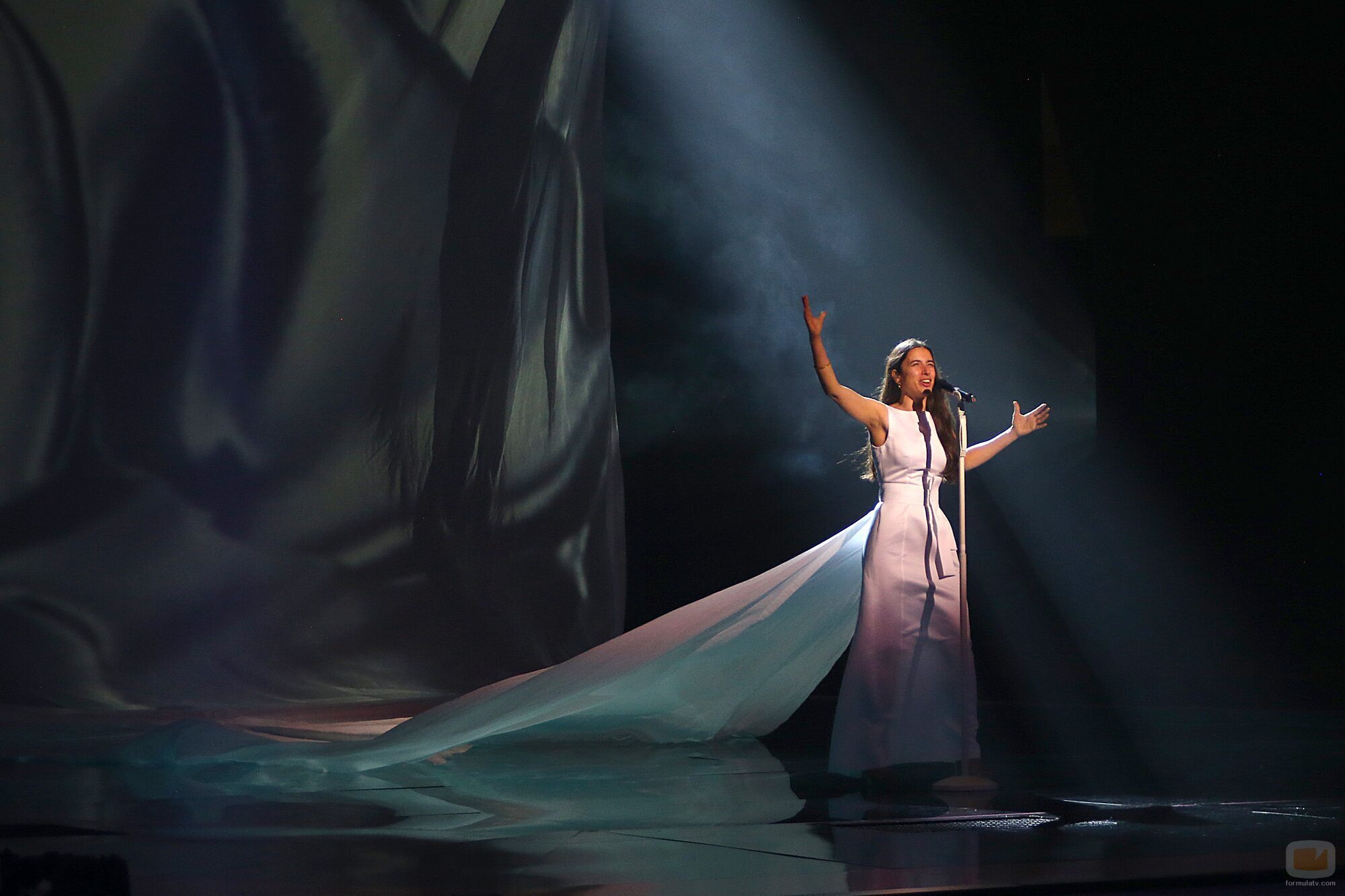 Actuación de Blanca Paloma en la Semifinal 1 del Benidorm Fest