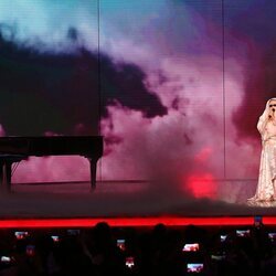 Rigoberta Bandini, vestida de novia en la Semifinal 2 del Benidorm Fest 2022