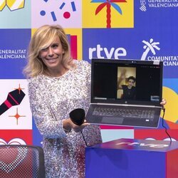 María Eizaguirre, en videollamada con Gonzalo Hermida, finalista del Benidorm Fest