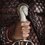 Póster de 'El Señor de los Anillos: Los Anillos de Poder', con una espada