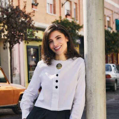 Irene Visedo posa en la promoción de la 22ª temporada de 'Cuéntame cómo pasó'