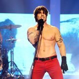Rasel imita a Red Hot Chili Peppers en la gala 11 de 'Tu cara me suena 9'