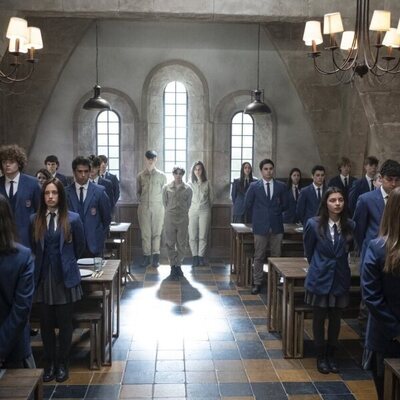 Los alumnos de 'El Internado: Las Cumbres 2' en el comedor